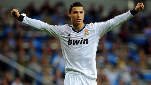 柔佛主帅：球员们在与申花的比赛中表现非常出色，我非常满意