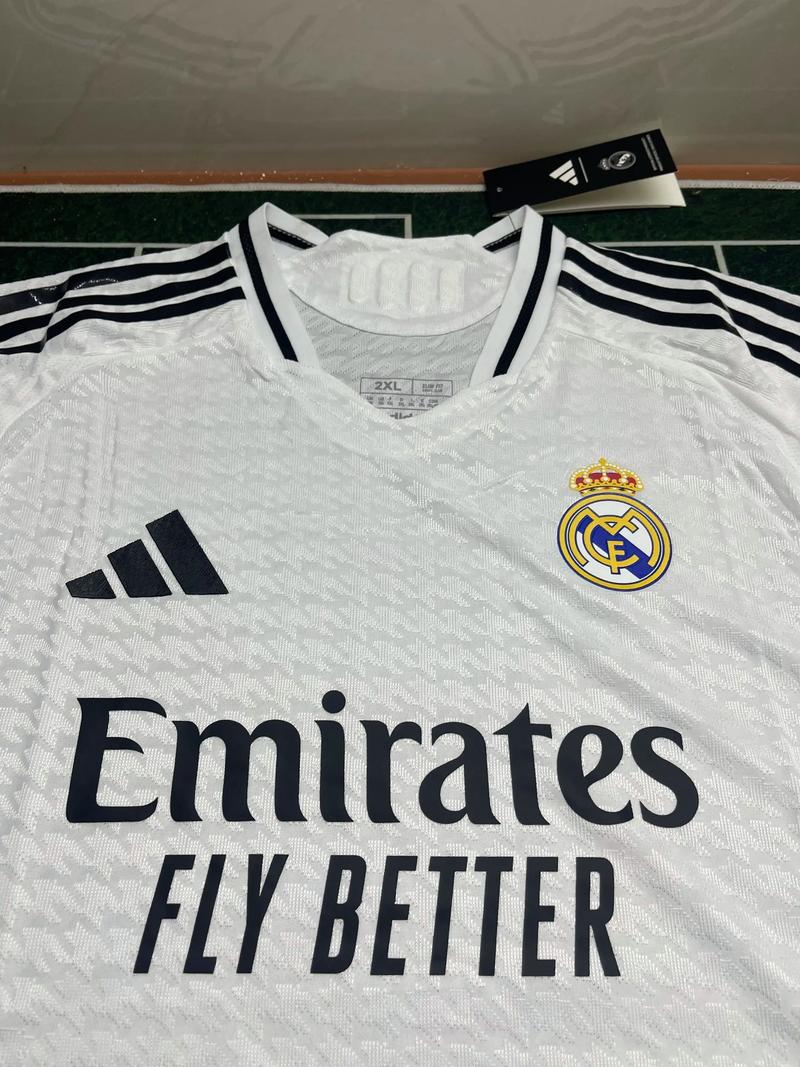 足球欧冠历史纪录被打破，网友：见证传奇