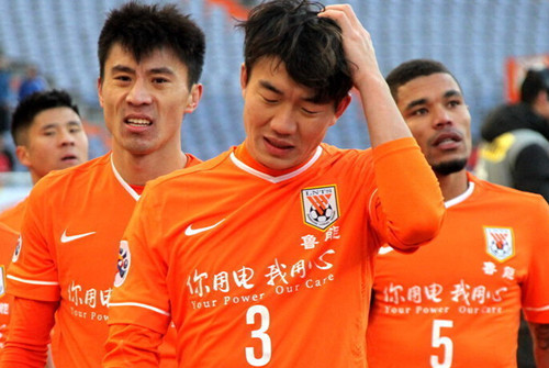 CBA疯狂一日！广东26分大胜江苏，广厦险胜山东，同曦惨败宁波