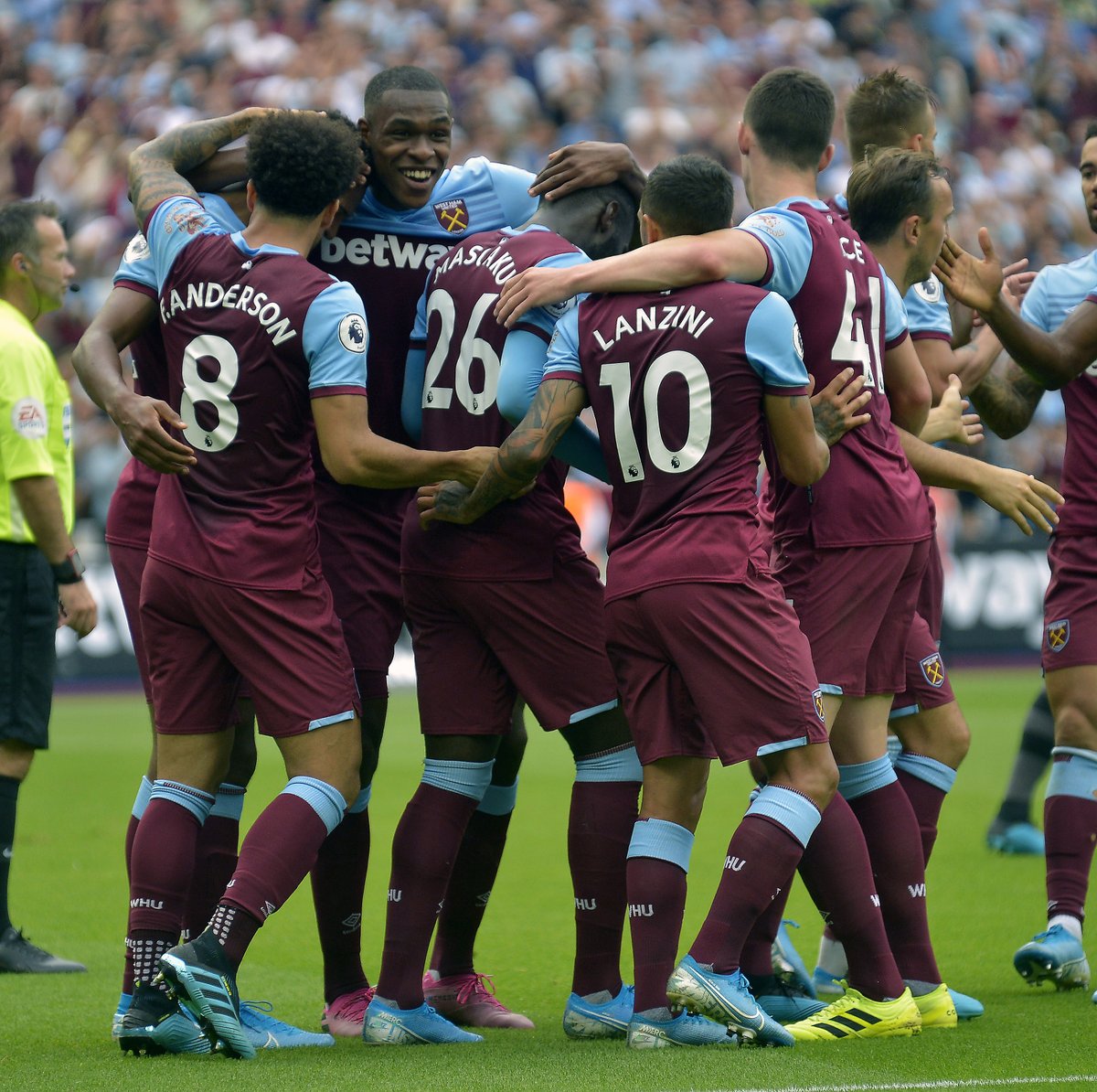 子弹官方：球队二号得分手利伯蒂对阵老鹰迎来复出