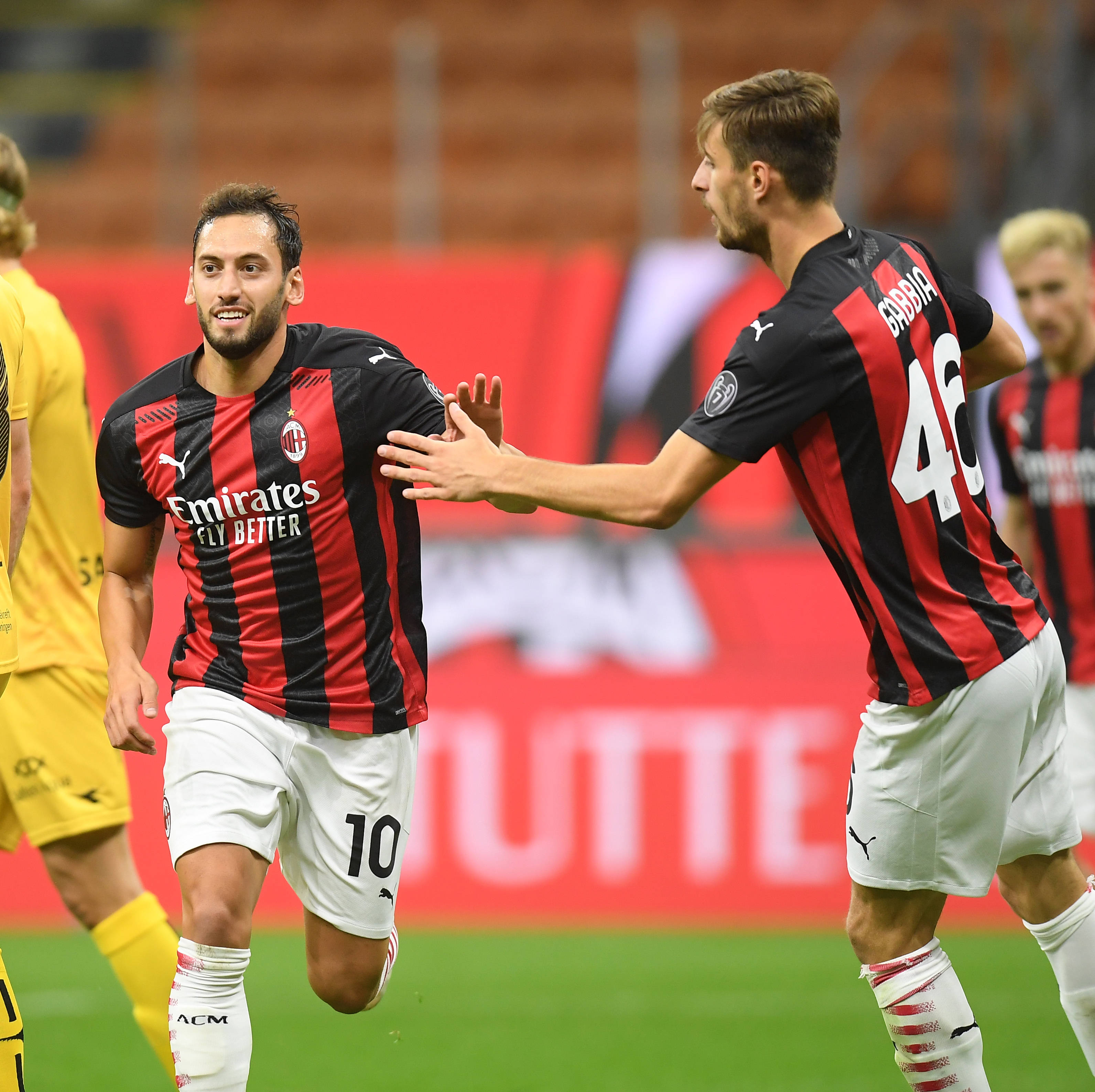 瑞士国脚曼赞比：扎卡是一名非常棒的队长，很高兴我们拥有他